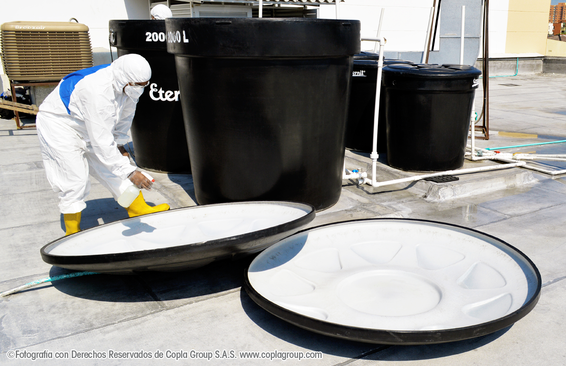 Señales de que tu cisterna necesita limpieza urgente y cómo afecta a la salud